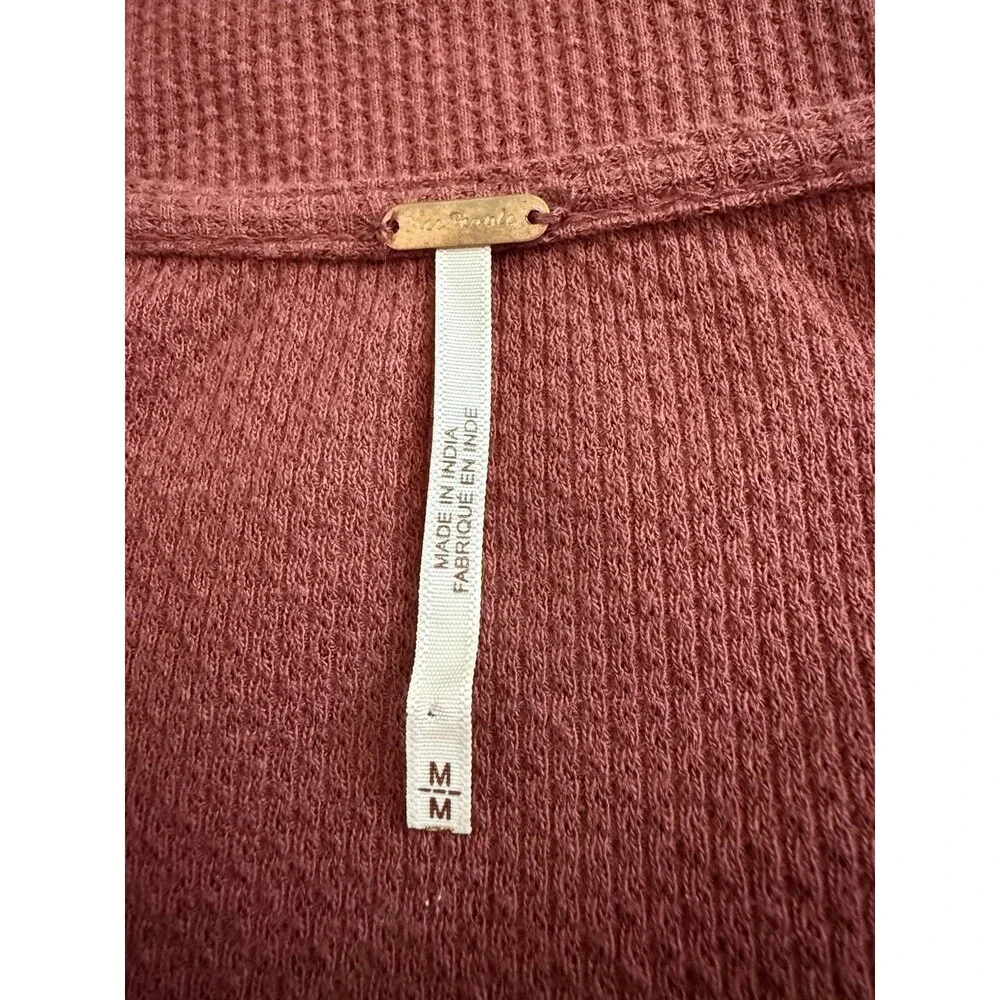 Free People Mia Thermal Top Red Jasper Long Sleeve Grommet Cuff Women M
